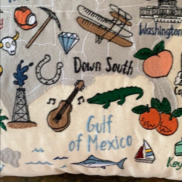 United States of America embroidered Pillow (NWT) - Picture 9 of 16